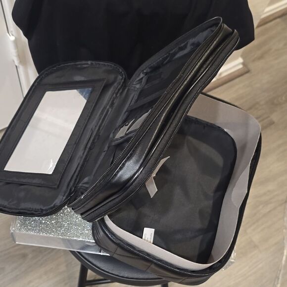 Tartan + Twine Black Line Art Train Case w/Mirror - Picture 12 of 12